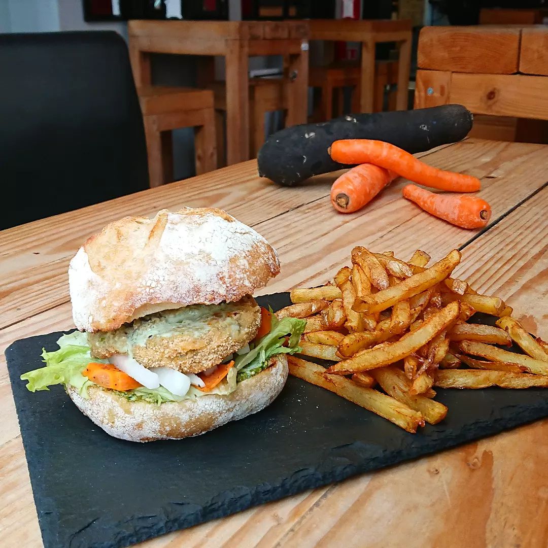 Restaurant Frères Tuck et les burgers des bois_1