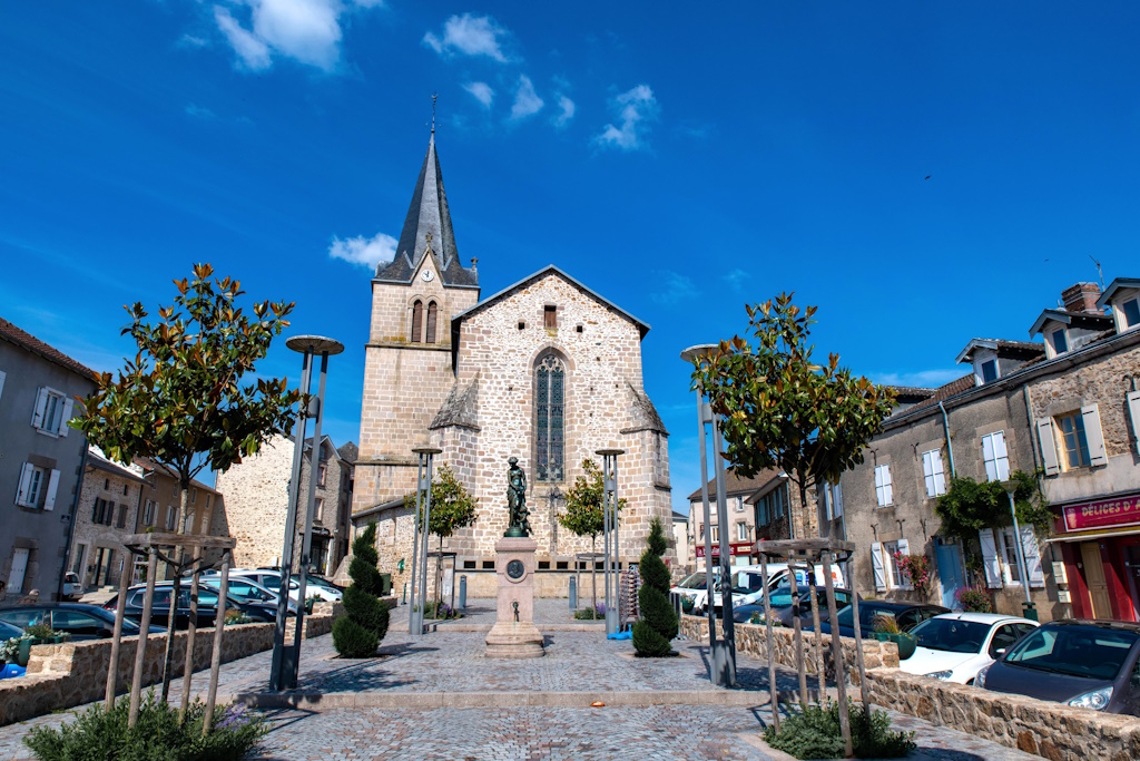 Fontaine du Dr Ballet devant la mairie