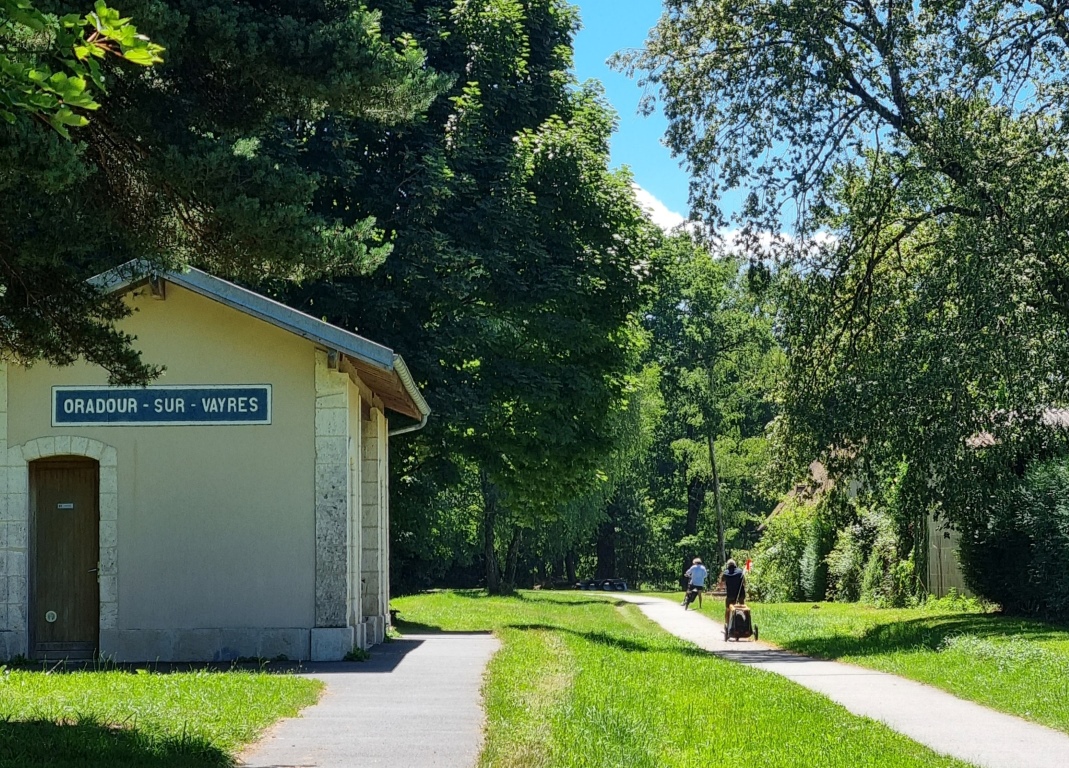 gare oradour_web